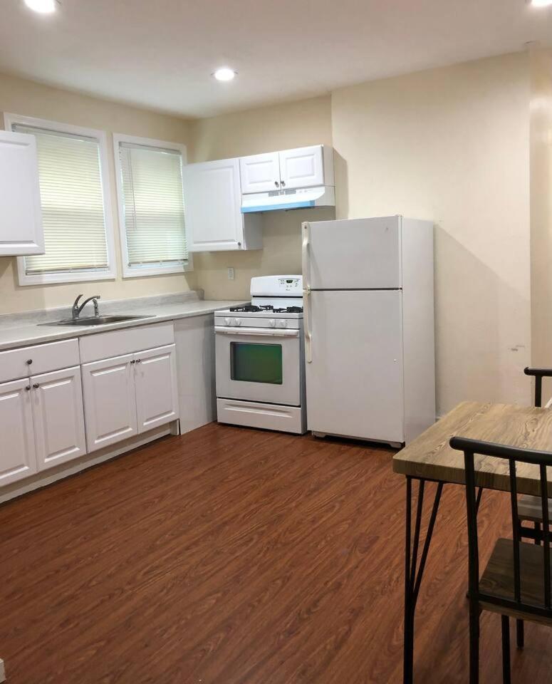 Spacious And Private Apartment With 3 Bedrooms And 1 Bathroom Near Newark International Airport Ewr And New York City Zewnętrze zdjęcie